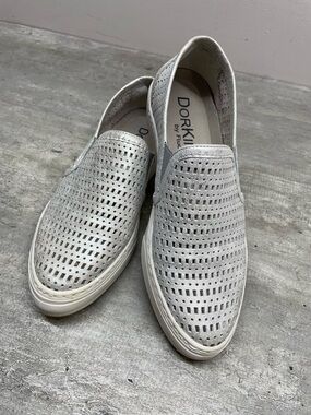 Dorking by Fluchos Slip On‎ Sneakers Womens 36 Silver Leather Perforated Good